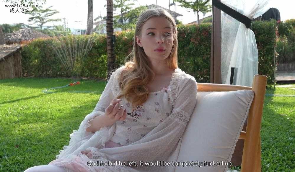 ##~带美女到餐厅厕所操逼，撩起裙子白丝美穴，踩在马桶上扒开内裤后入，忍不住呻吟娇.jpg