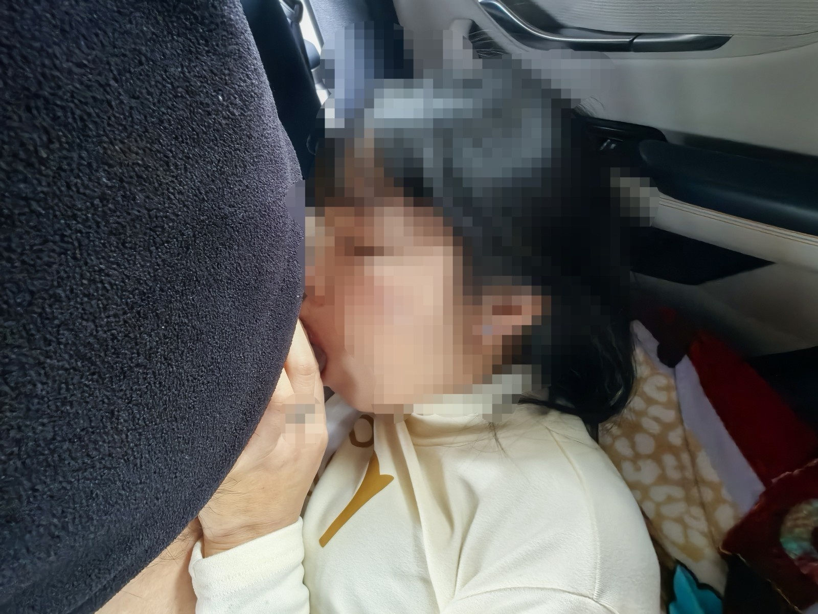 由手机上传