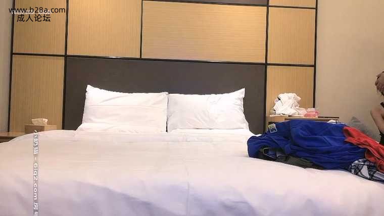 ❤️【小宝寻花】高价网约极品外围小姐姐，娇小玲珑美乳温柔，花样啪啪妹子直求饶，激.jpg