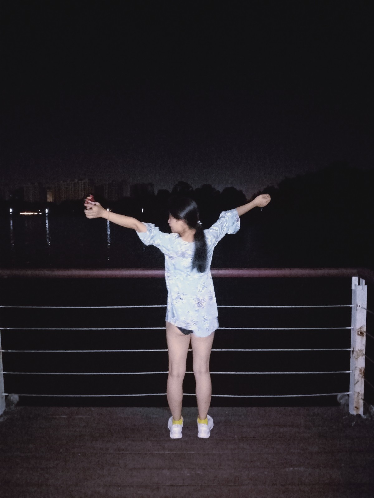 由手机上传
