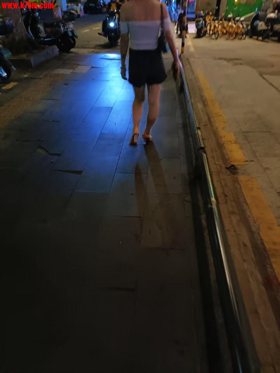 f3b4c25345f04166b975aac1e60171e4.jpg.jpg