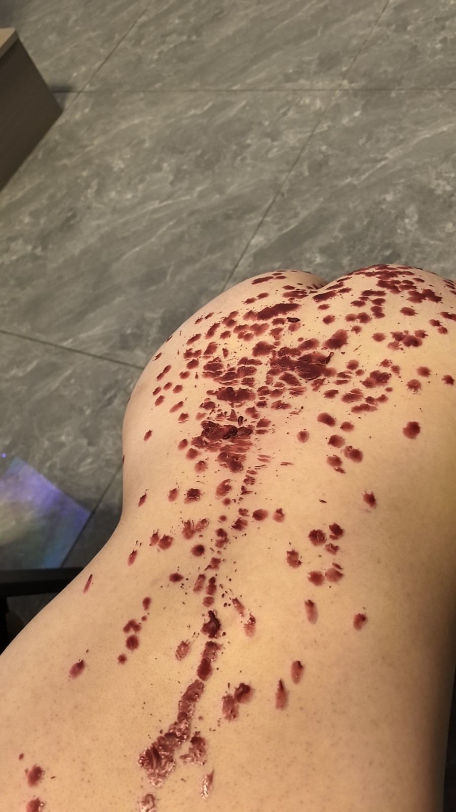 由手机上传