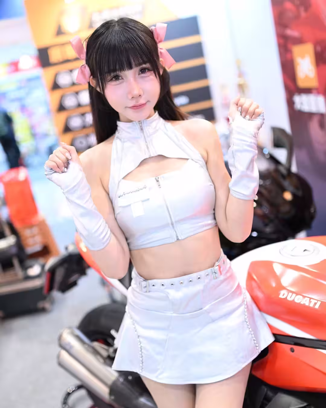 32327351.avif.jpg