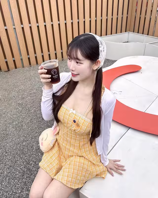 32298447.avif.jpg