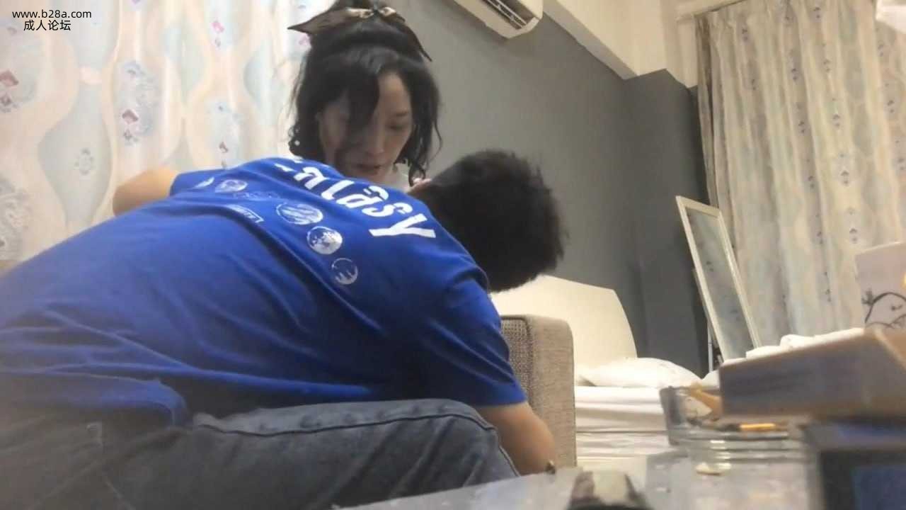 ❤️大奶熟女少妇身材丰满，上位骑乘，好久没做了把自己弄高潮了，被操的很满足❤️.jpg