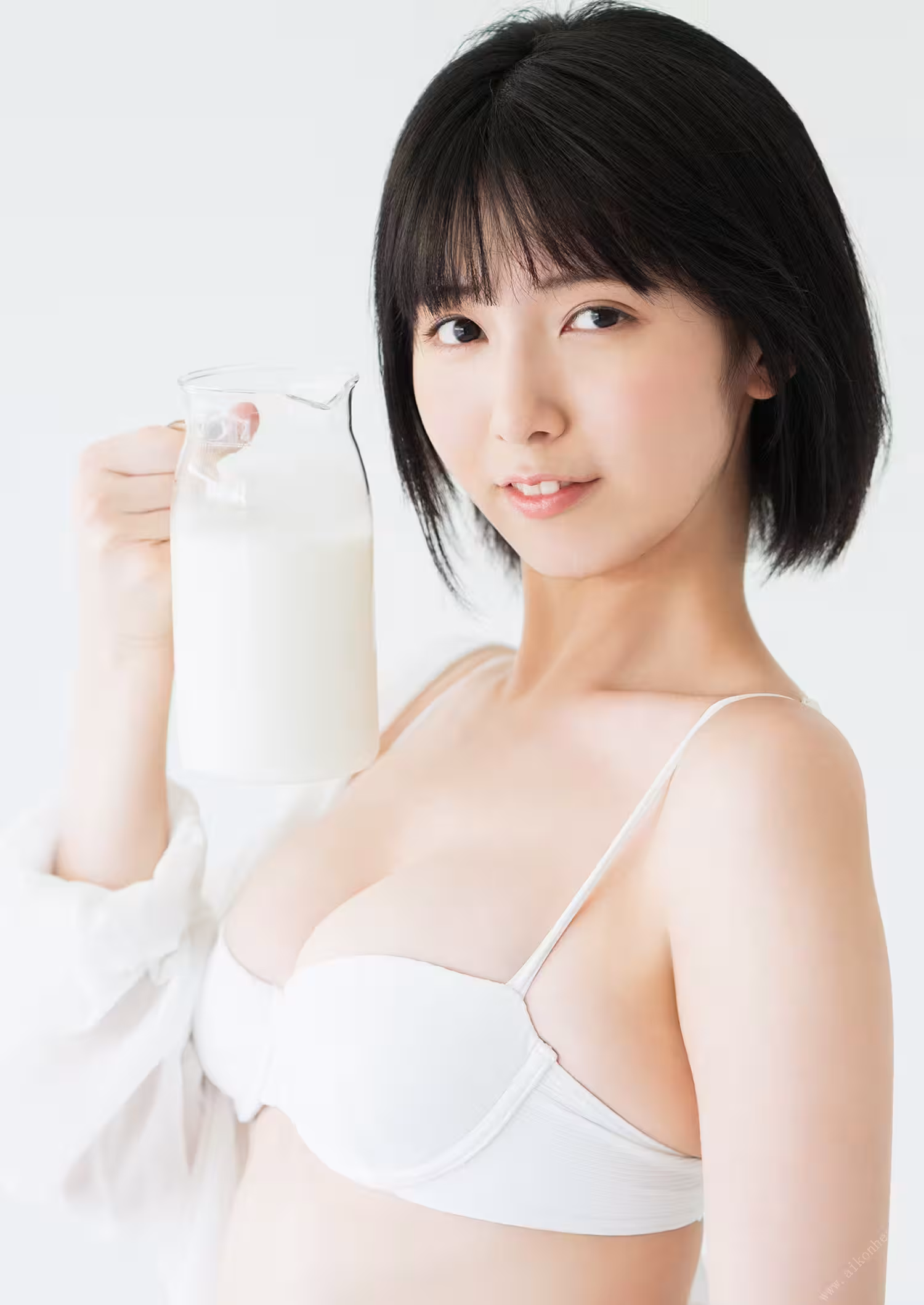 32393417.avif.jpg