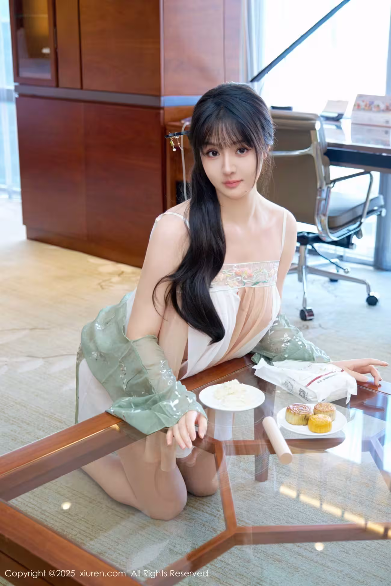 32393589.avif.jpg