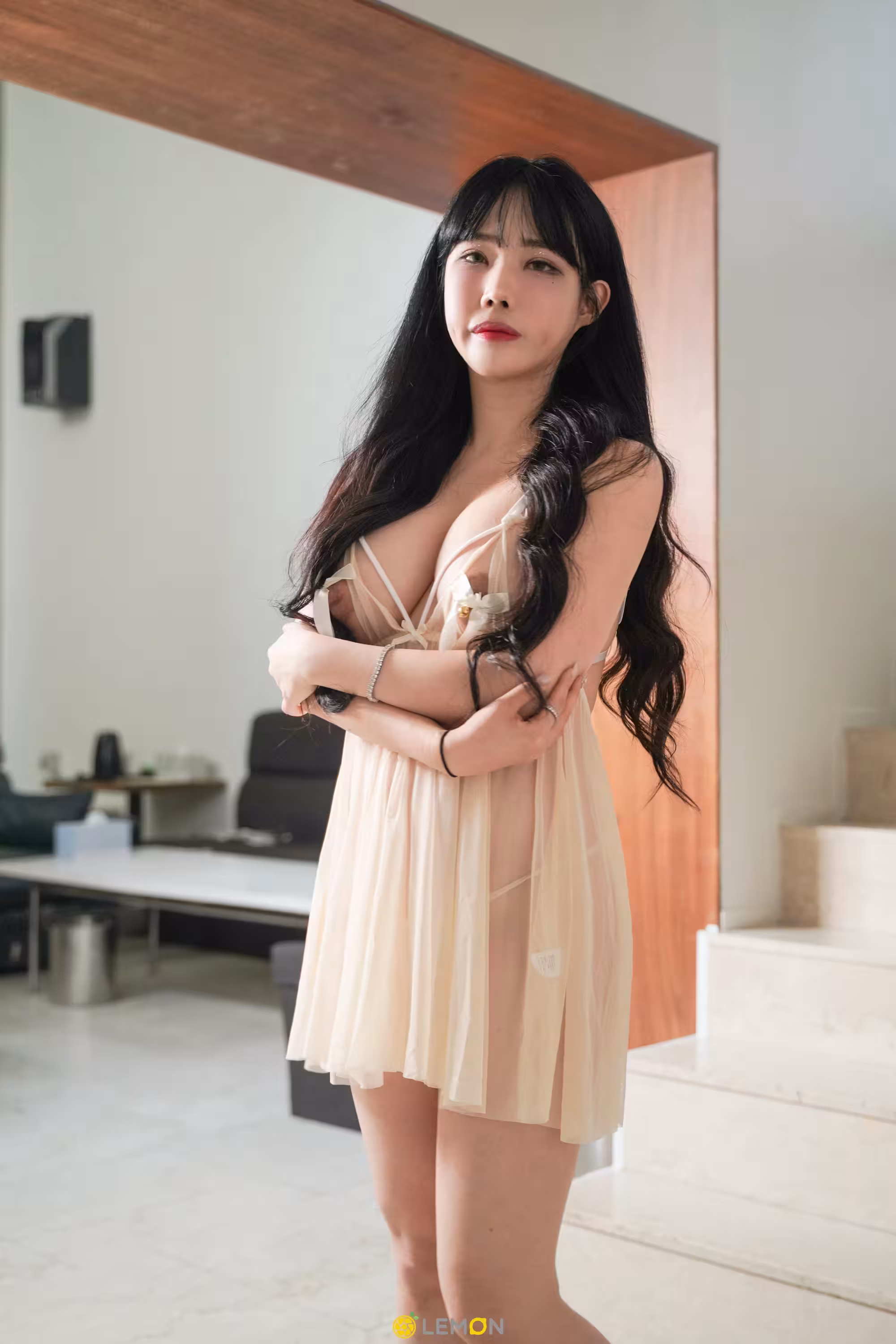 32357523.avif.jpg
