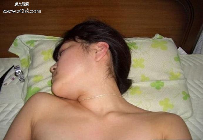 63b8507826a14eb896c99965dd5daa04.jpg.jpg