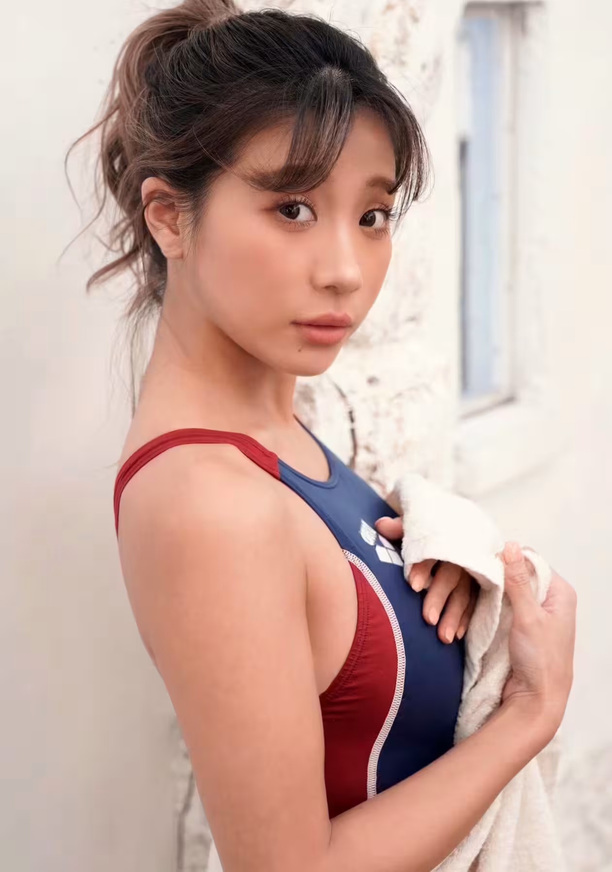 32322557.avif.jpg