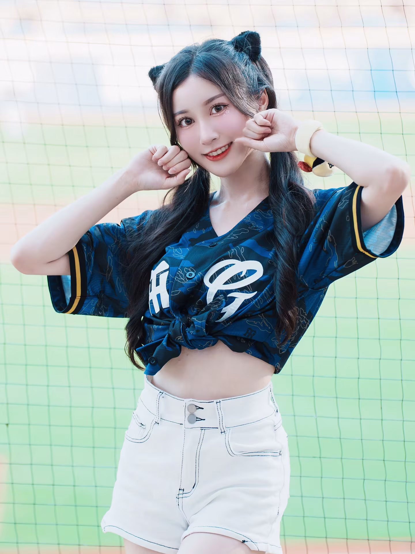 32862624.avif.jpg