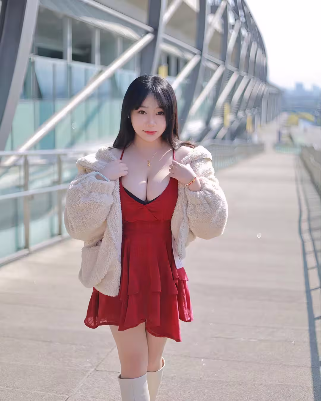 32808069.avif.jpg