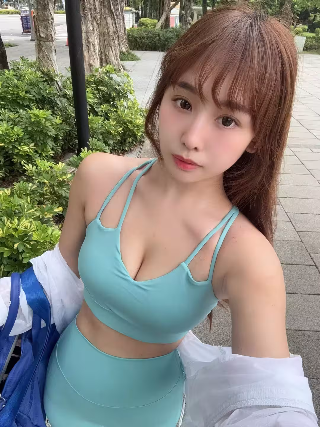 32808078.avif.jpg