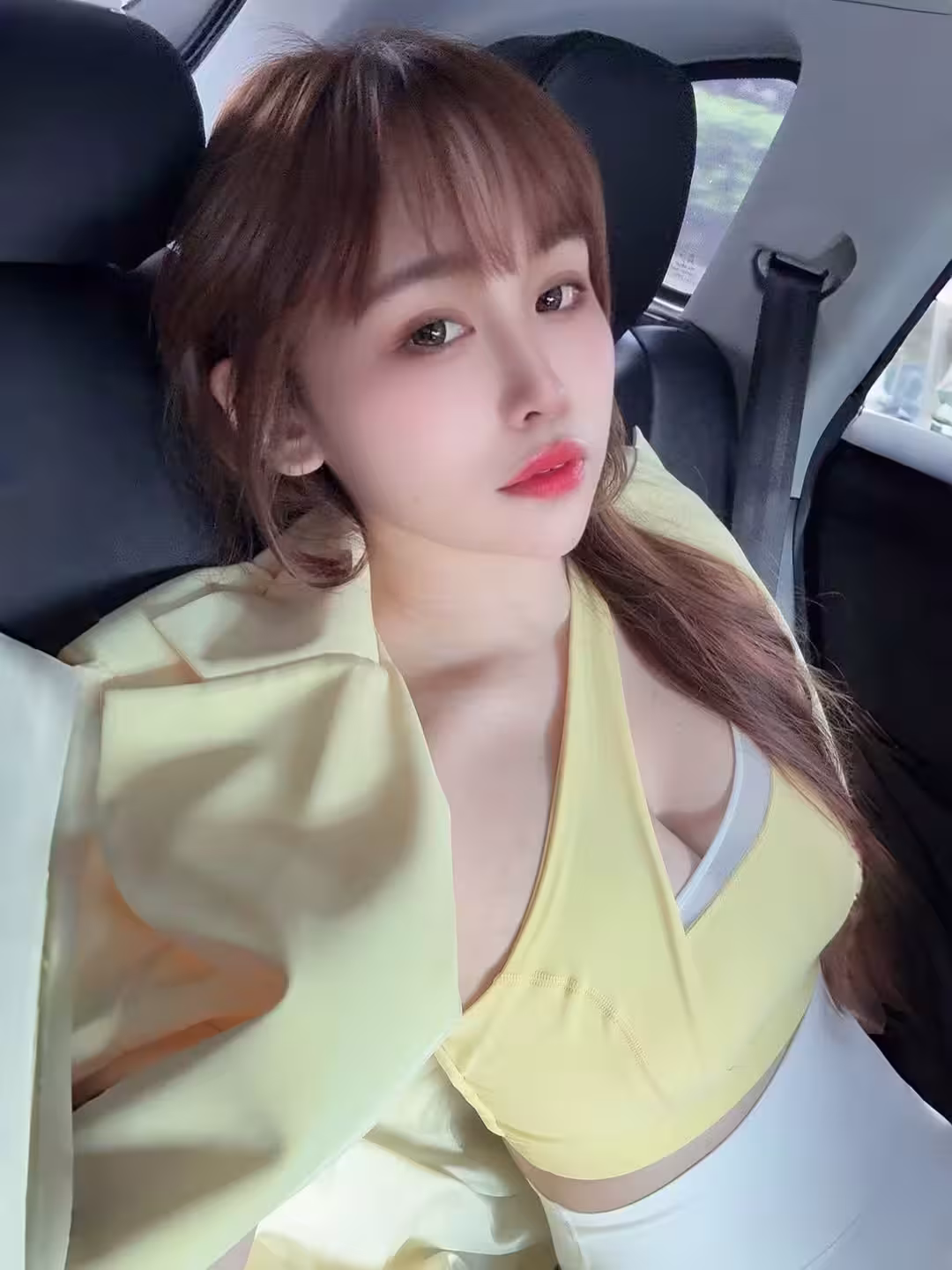 32808077.avif.jpg