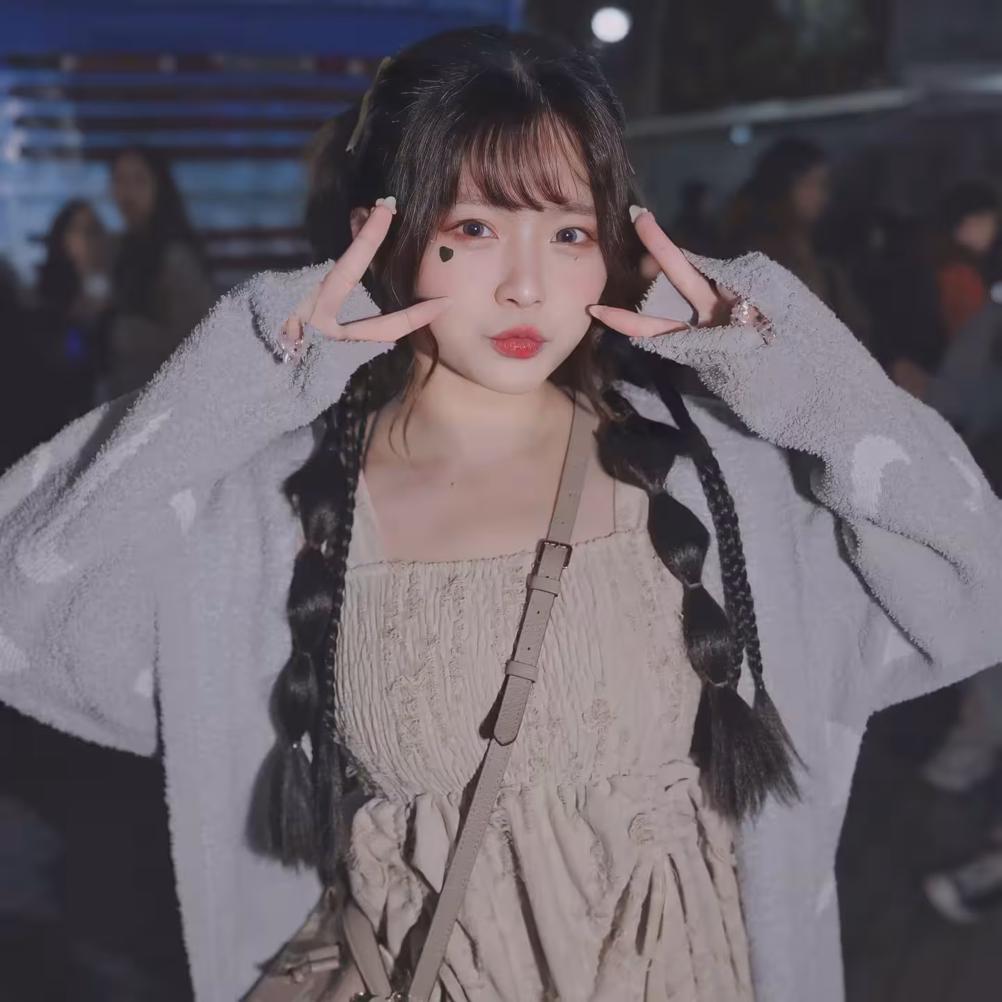 32809437.avif.jpg