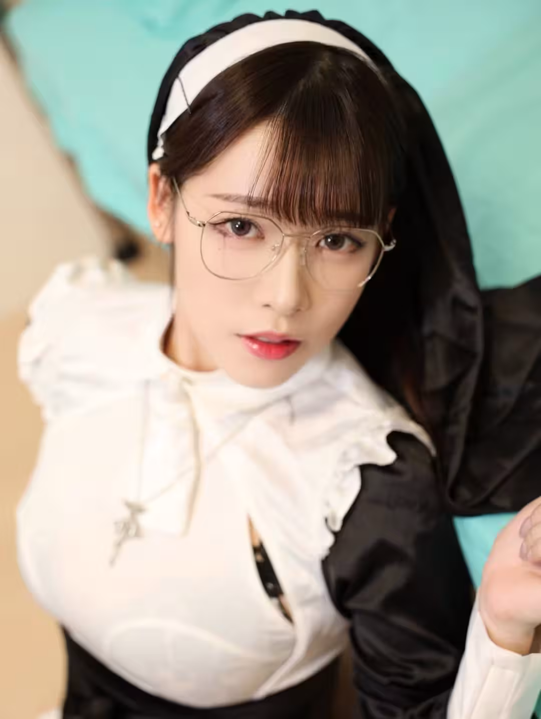 32810100.avif.jpg