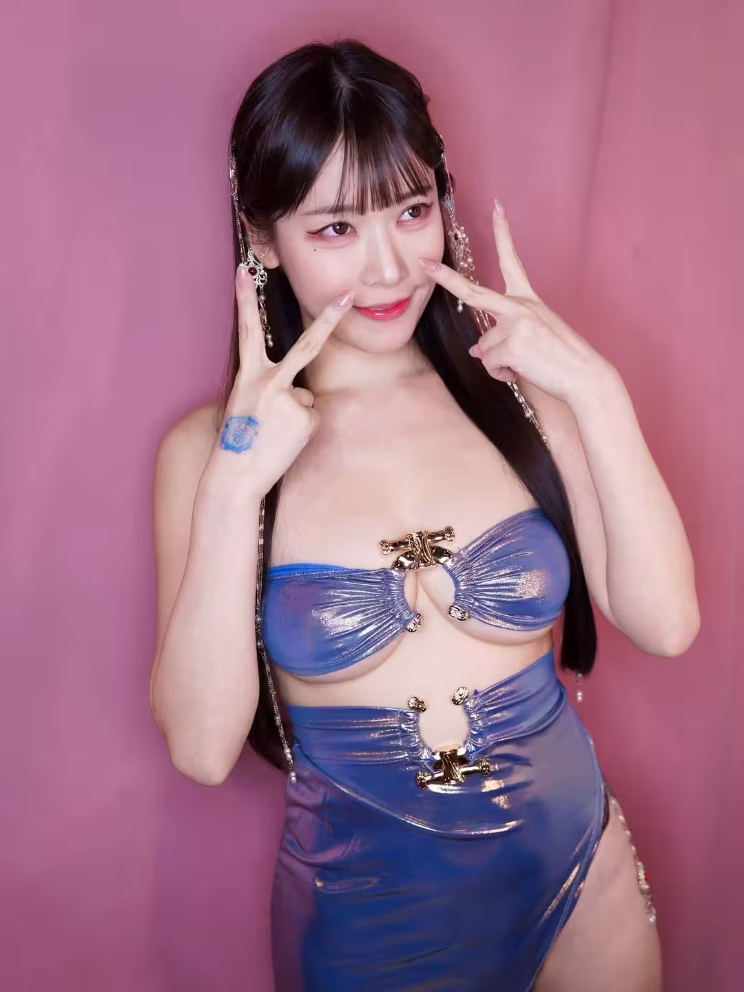 32810096.avif.jpg