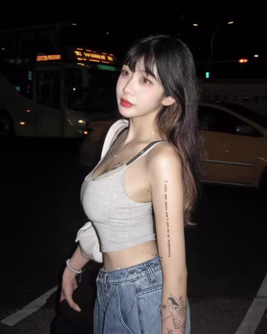 32809700.avif.jpg