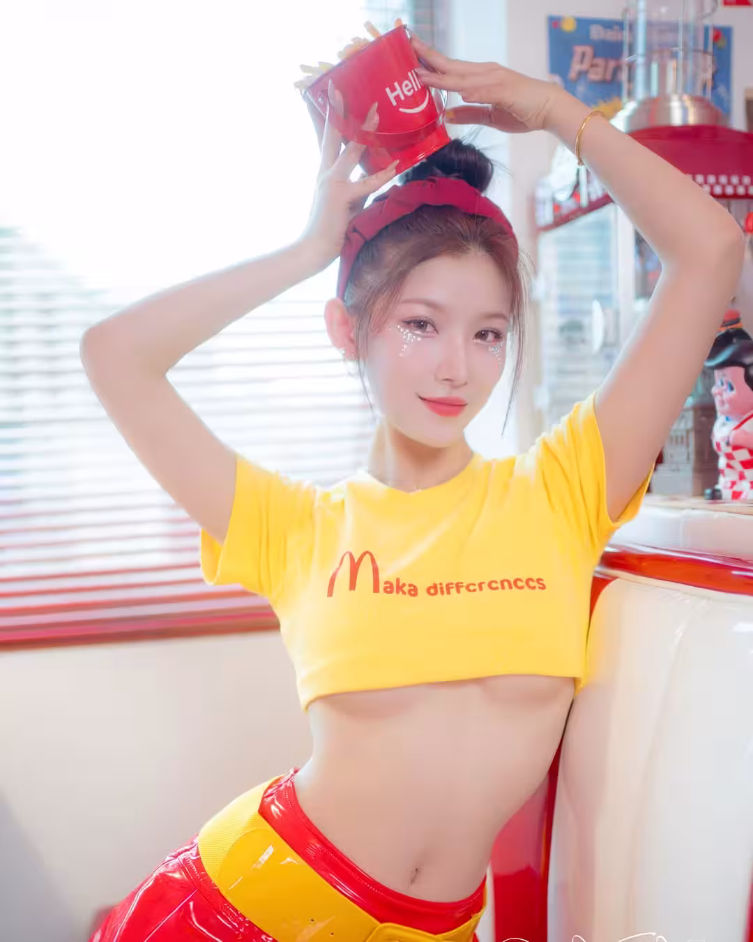 32811481.avif.jpg