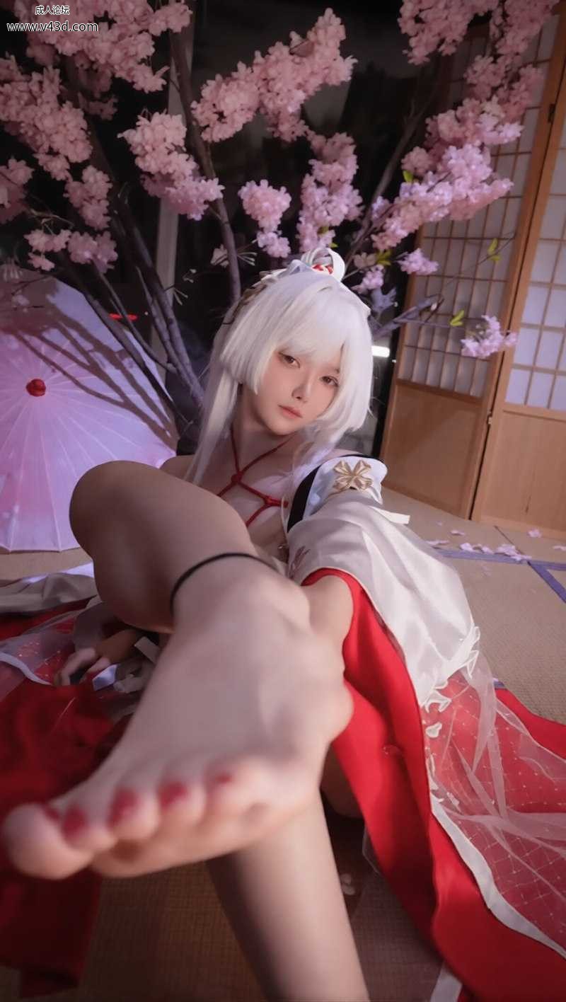极品身材高颜值白虎coser 一小央泽cos鸣潮的绯雪 视频福利拉满！.jpg