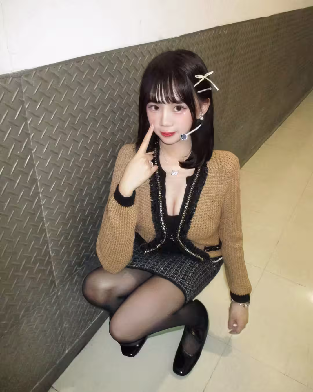 32810877.avif.jpg