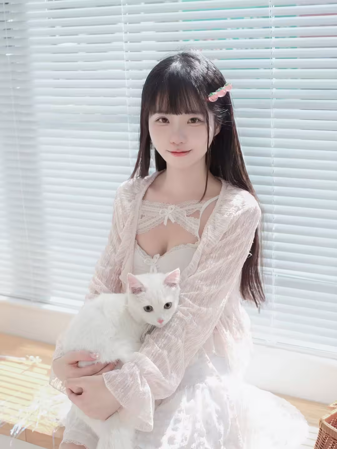 32443680.avif.jpg