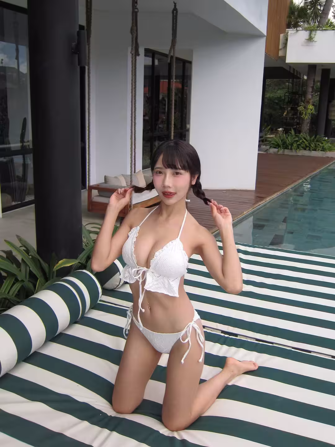 32412148.avif.jpg