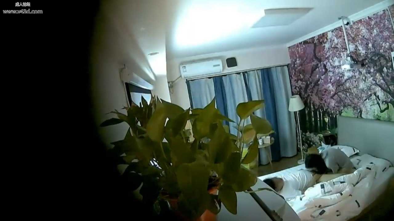 【抖音滕王阁情侣大瓜 肥腻富哥晒美艳娇妻 网友开盒认人 难道这就是赛级接盘侠？】.jpg