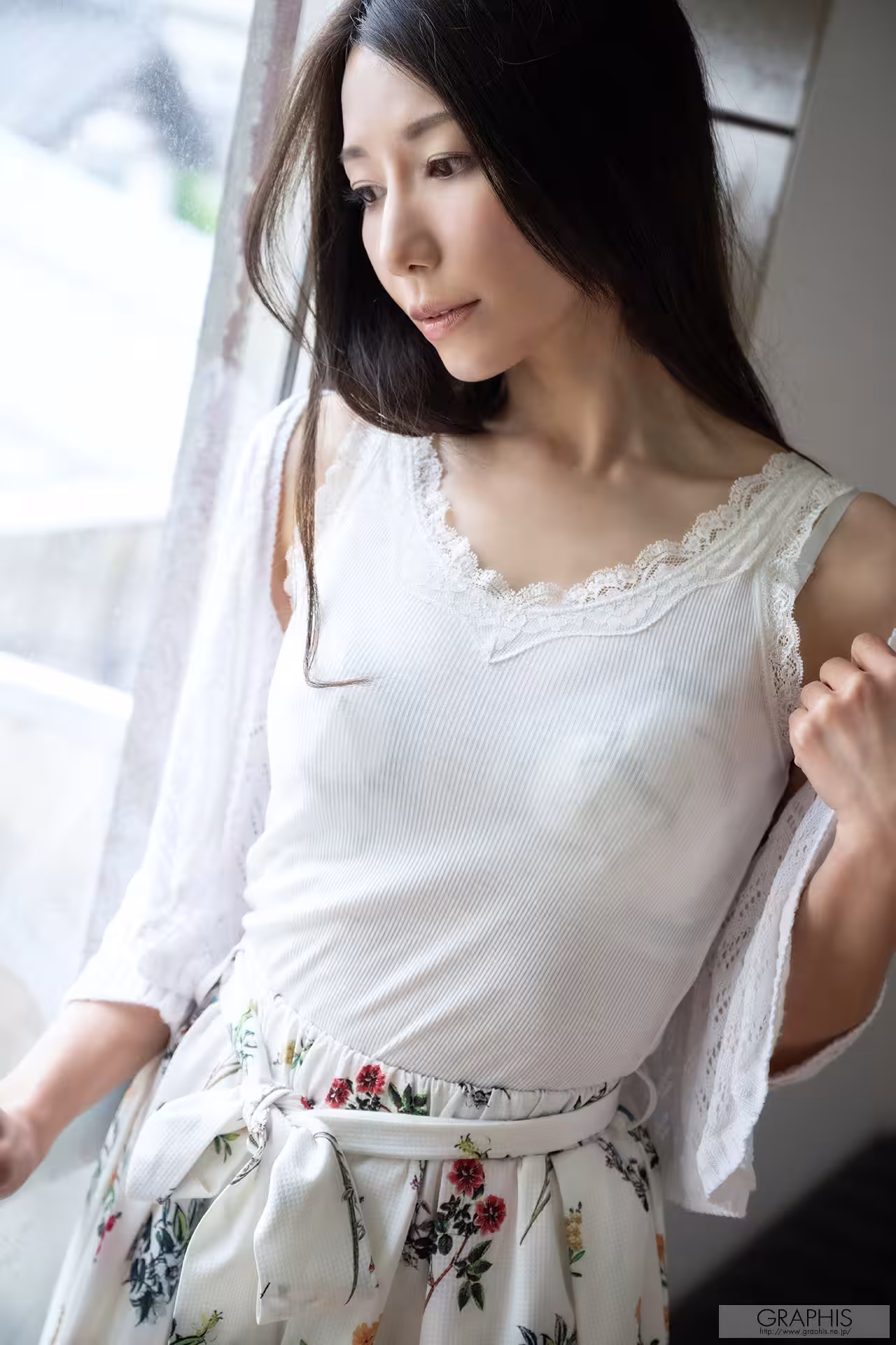 32592362.avif.jpg