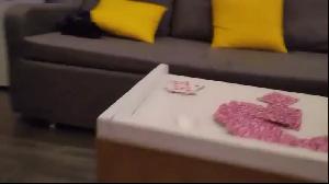 两兄弟约操两少妇4P,打扑克玩色色的游戏