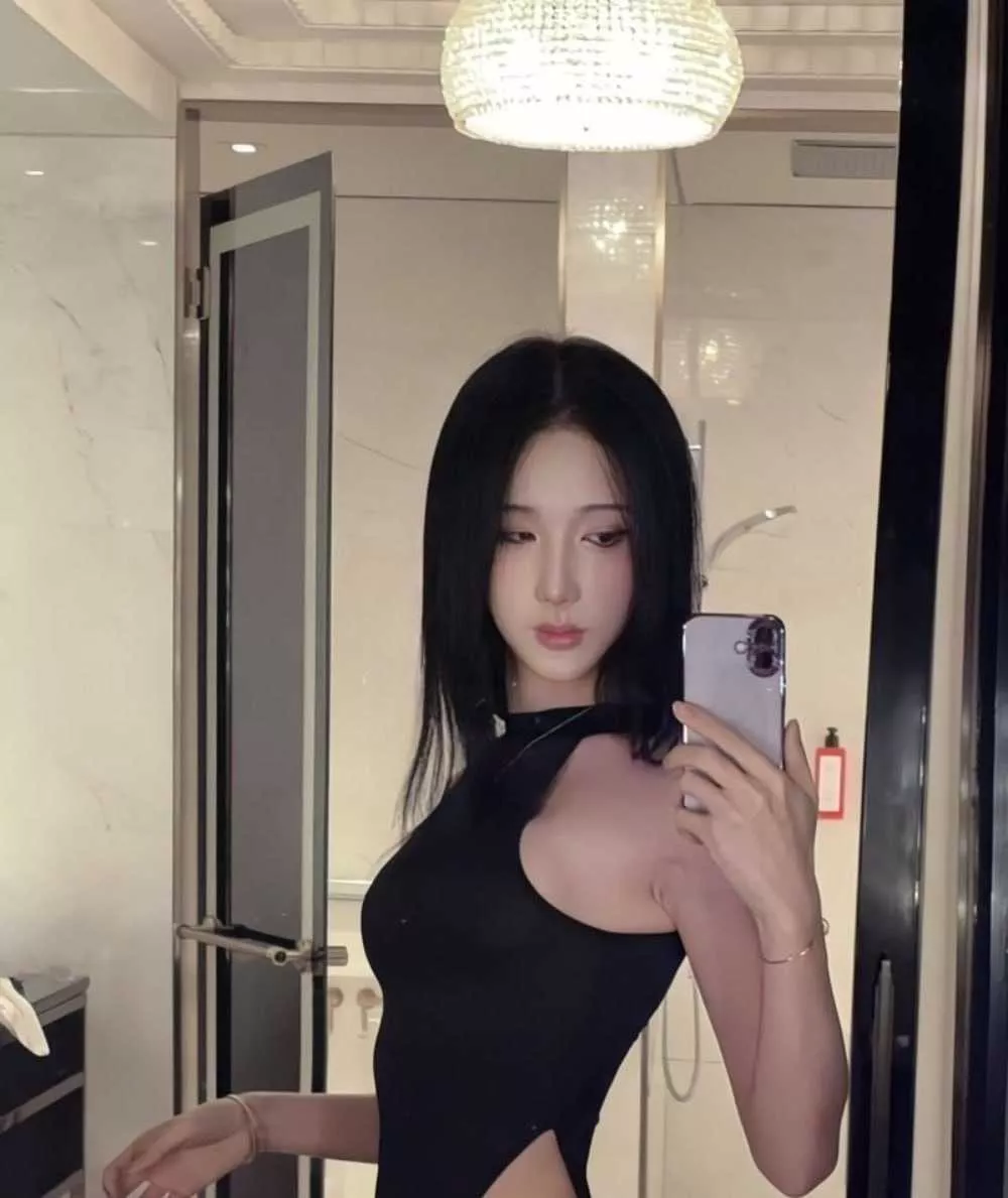 #网红 抖音47万粉TS网红Sunny水水水 被爆出外网下海视频 金主爆操到浪叫连连6.webp