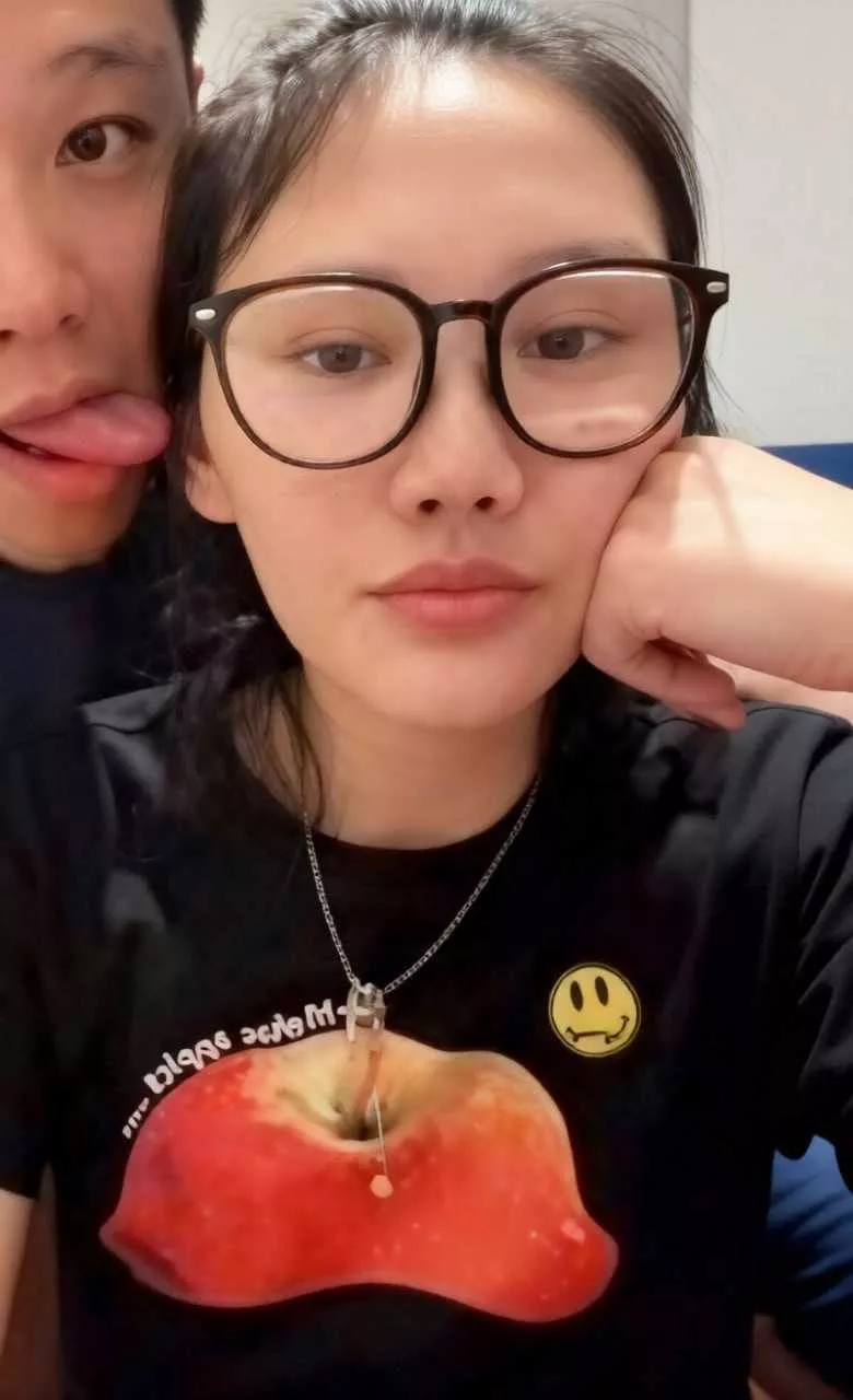[反差曝光]【台湾第一狗仔葛斯齐 隐婚重庆富婆李子恩】 台湾女友15年被蒙在鼓里 私密.webp