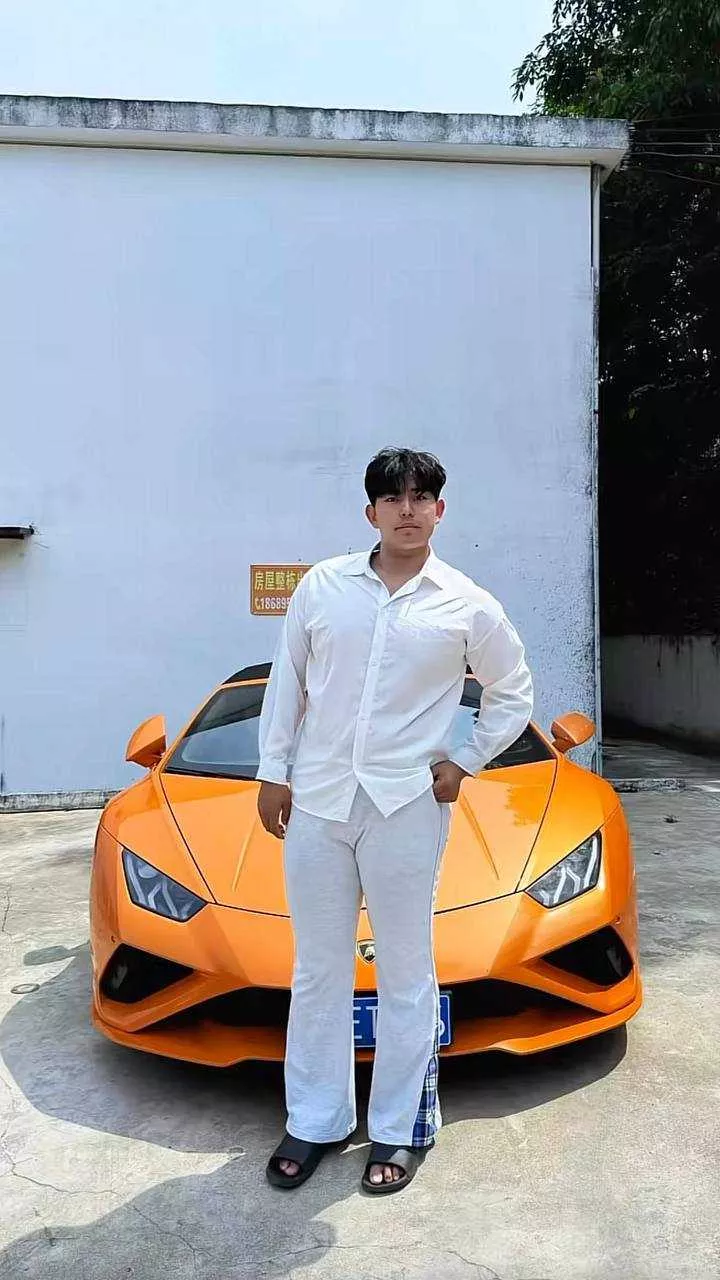 【抖音网红 巨儒先生女友噜噜爆料 表面深情私下约炮女粉丝 脚踏多船PUA骗感情暴力威胁】4.webp
