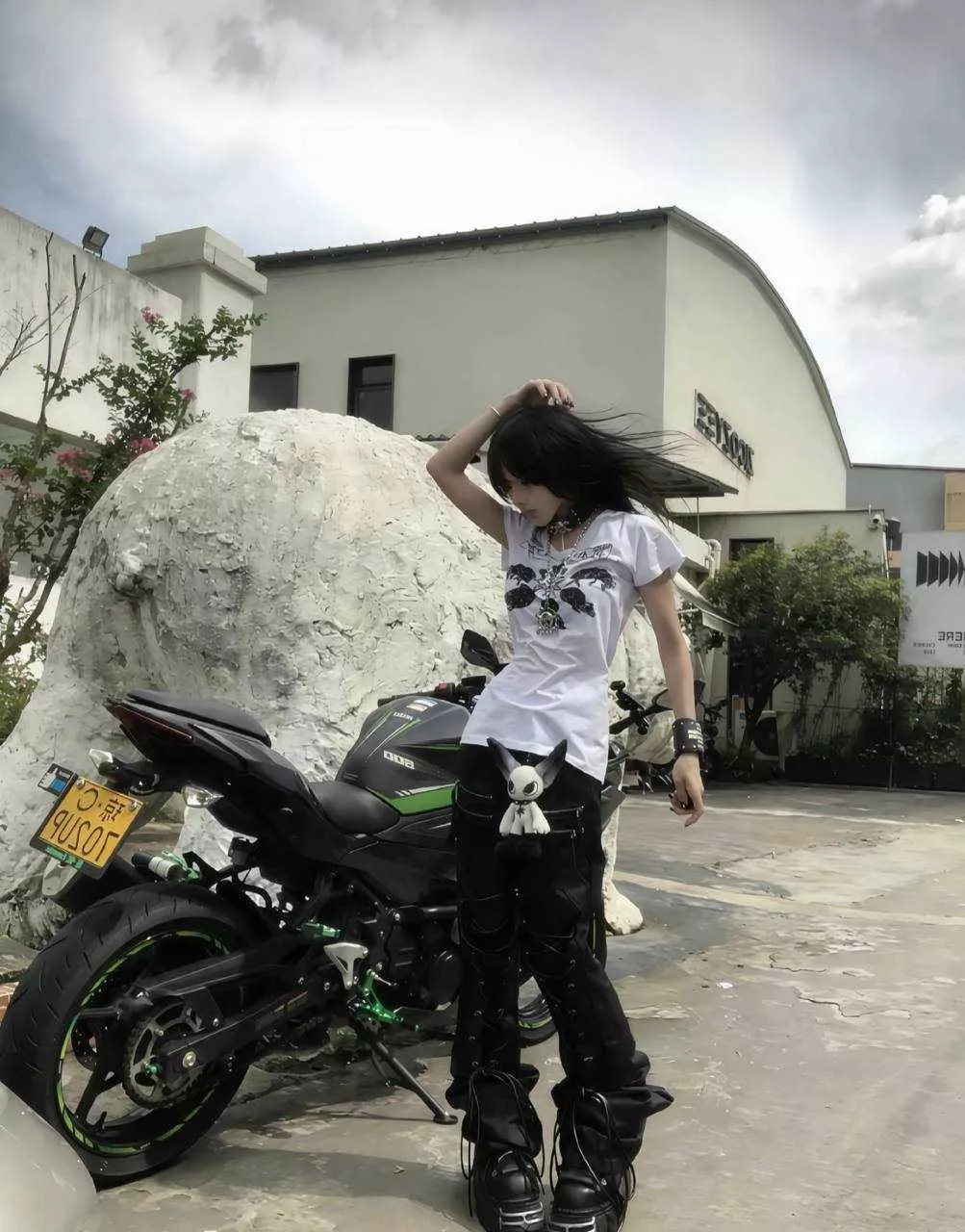 [反差曝光]【广东08年机车妹白雅茹 无缝衔接6名男生！半年捞金上万元 被前任联手实锤 .webp