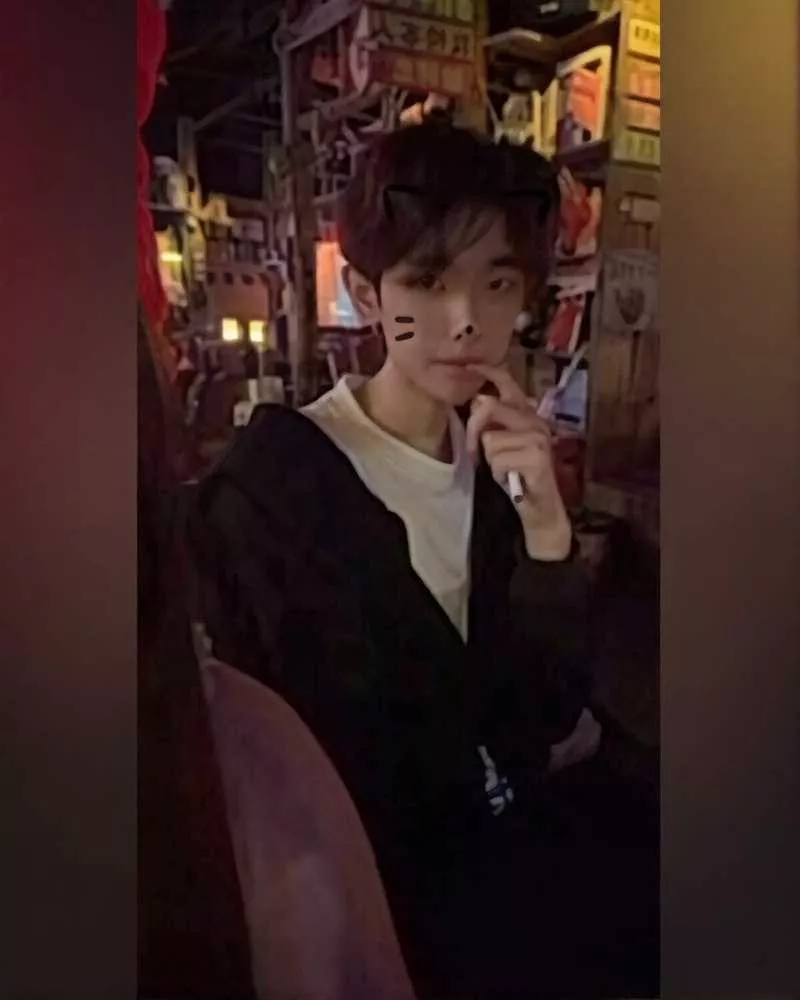 网红黑料【和平精英网红 柔柔柔柔 直播哭着卖惨分手 私下主动求操 前男友十七聊天曝光.webp