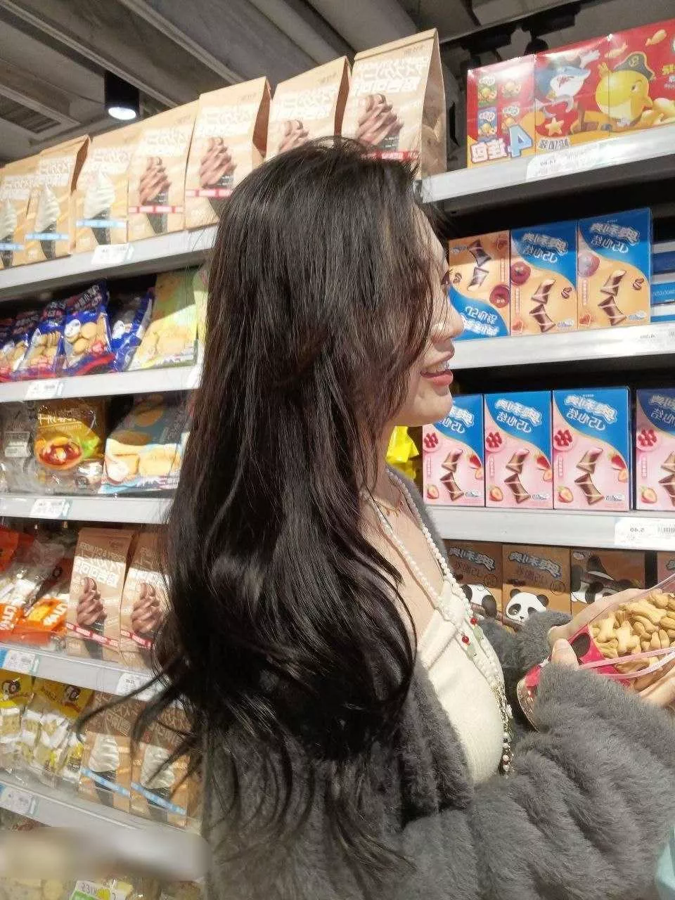 [吃瓜]【极品女大学生最新约炮调教 白嫩美乳大力口交后被各种体位激情爆操高潮连连】4.webp