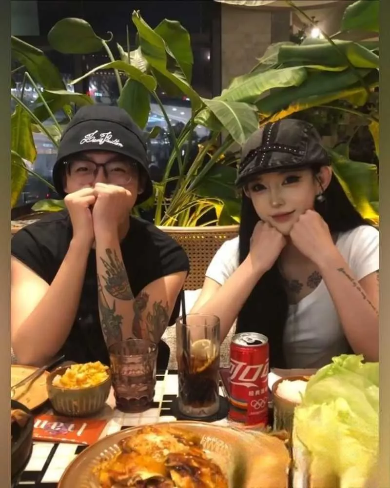 【抖音千万粉主播陈泽 被前女友鲨鱼的饭盒实名爆料出轨小静崽 疑似做爱视频流出！】7.webp
