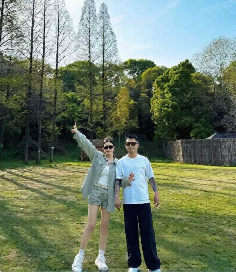 【快手网红 吴迪 在老婆孕期多次嫖娼约炮 与前女友 思萌 纠缠不清 阴暗面彻底曝光！】4.webp
