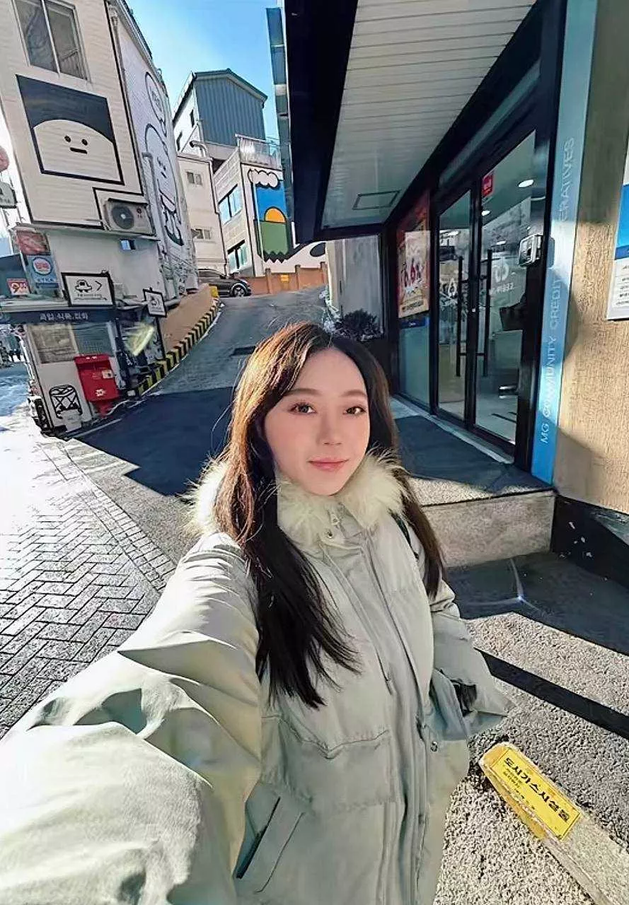 网红黑料【长沙宝妈 Anaya 主动倒贴黑哥被播种后抛弃 独自带娃负债百万  厌男人设被撕.webp