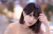 美女诱惑