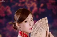 Winnie小雪 - 紅色旗袍性感迷人寫真
