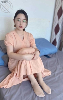 昆明出来卖逼的，长得还不错