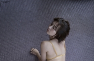 稍稍过曝中山崎真実的美很值得细细鉴赏适度的诱惑[35P]