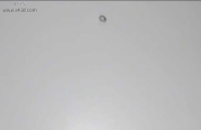这极品cos妹子美到犯规！刚拍完写真就急吼吼被男友无套猛干，子宫被射满还特写流精，