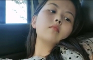 【#户外炮王】 大连小夫妻，到大学校园里露出，卫生间里插入跳蛋，车内自慰舔穴，极品粉嫩鲍鱼，露脸精品