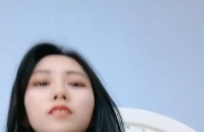 #直播【#小姐姐】超漂亮气质型女神 风油精涂逼~疯狂扣穴自慰流白浆~