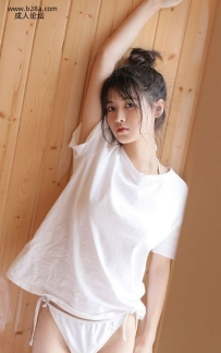 比基尼美女湿身诱惑写真图片