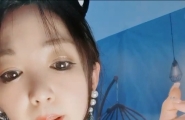 #直播【#人妻很翘】极品良家美艳骚妇 黑丝诱惑！道具自慰高潮流水