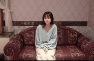 极品！三点粉嫩小学妹被按着草