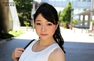 凉川绚音スレンダー美女の中出しセックス画像